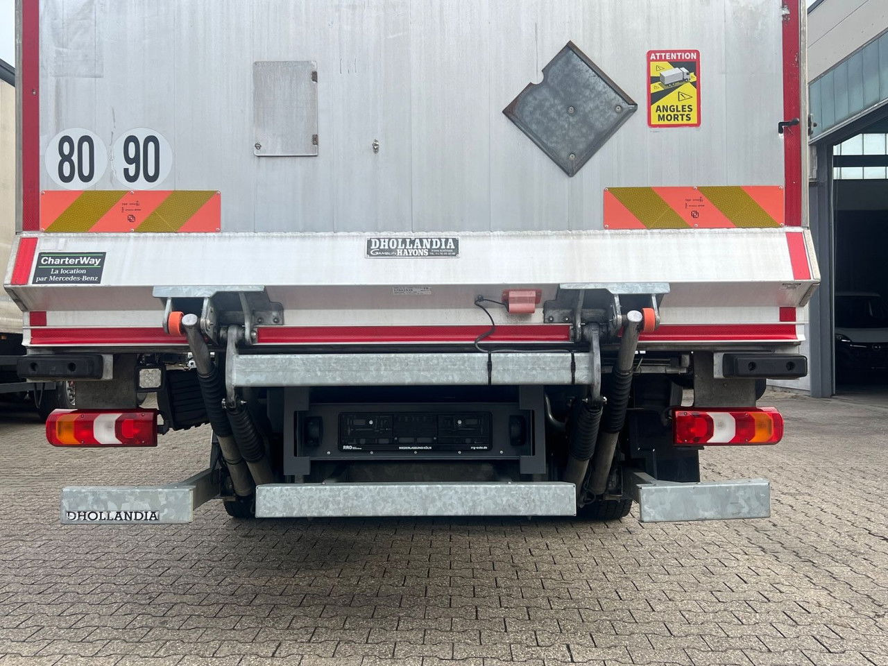 Mercedes-Benz Atego 1218 L Classic-Vermietung möglich-ADR-LBW - Camion fourgon: photos 4 Mercedes-Benz Atego 1218 L Classic-Vermietung möglich-ADR-LBW - Camion fourgon: photos 4