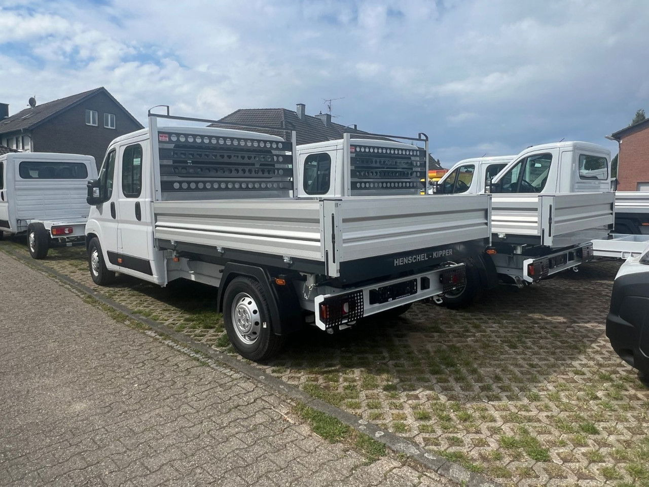 Opel Movano DoKa Kipper-Pritsche- L3H2 3,5t Edition Vermietung möglich - Utilitaire benne, Utilitaire double cabine: photos 4 Opel Movano DoKa Kipper-Pritsche- L3H2 3,5t Edition Vermietung möglich - Utilitaire benne, Utilitaire double cabine: photos 4