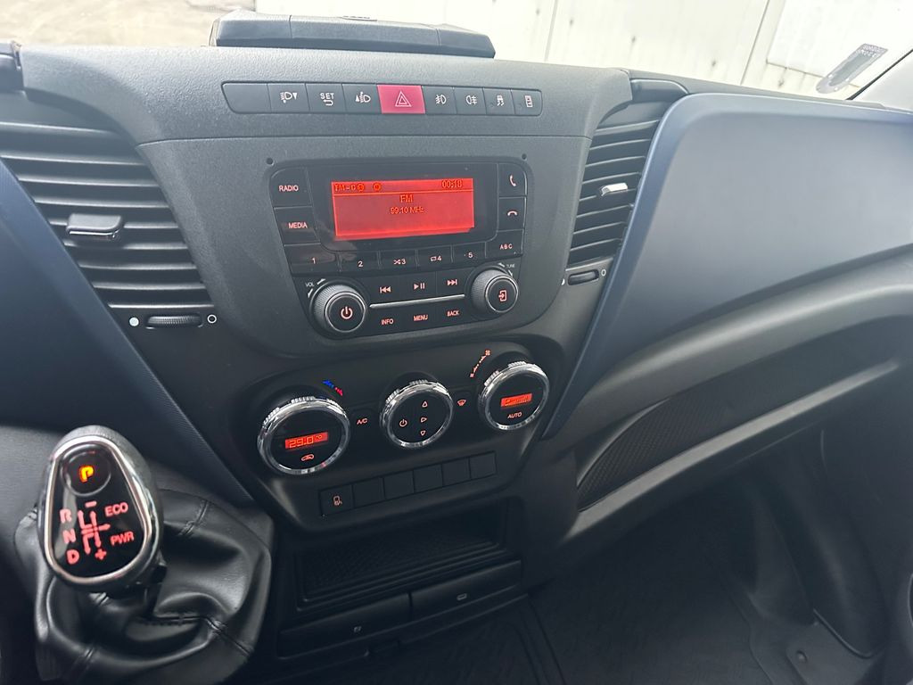 Fourgon utilitaire Iveco Daily 35S14 HiMatic L4H3 Maxi: photos 7