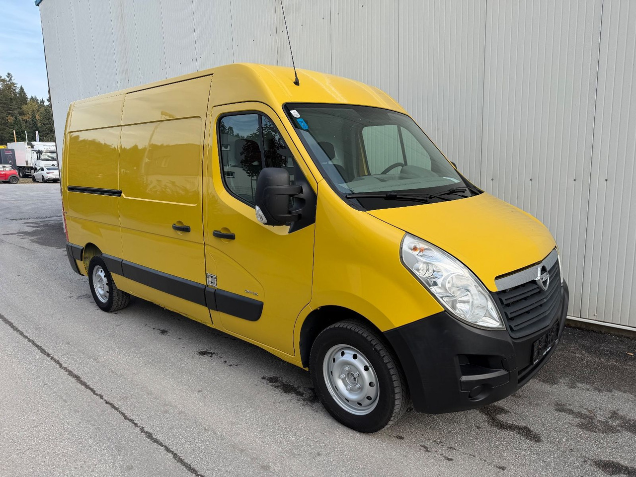 Opel Movano 125 - Fourgon utilitaire: photos 2 Opel Movano 125 - Fourgon utilitaire: photos 2