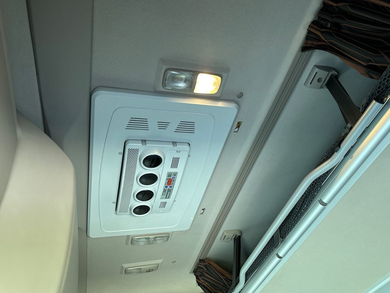 Tracteur routier DAF XF 530 SSC Standklima Leder ALU Vollluft: photos 10