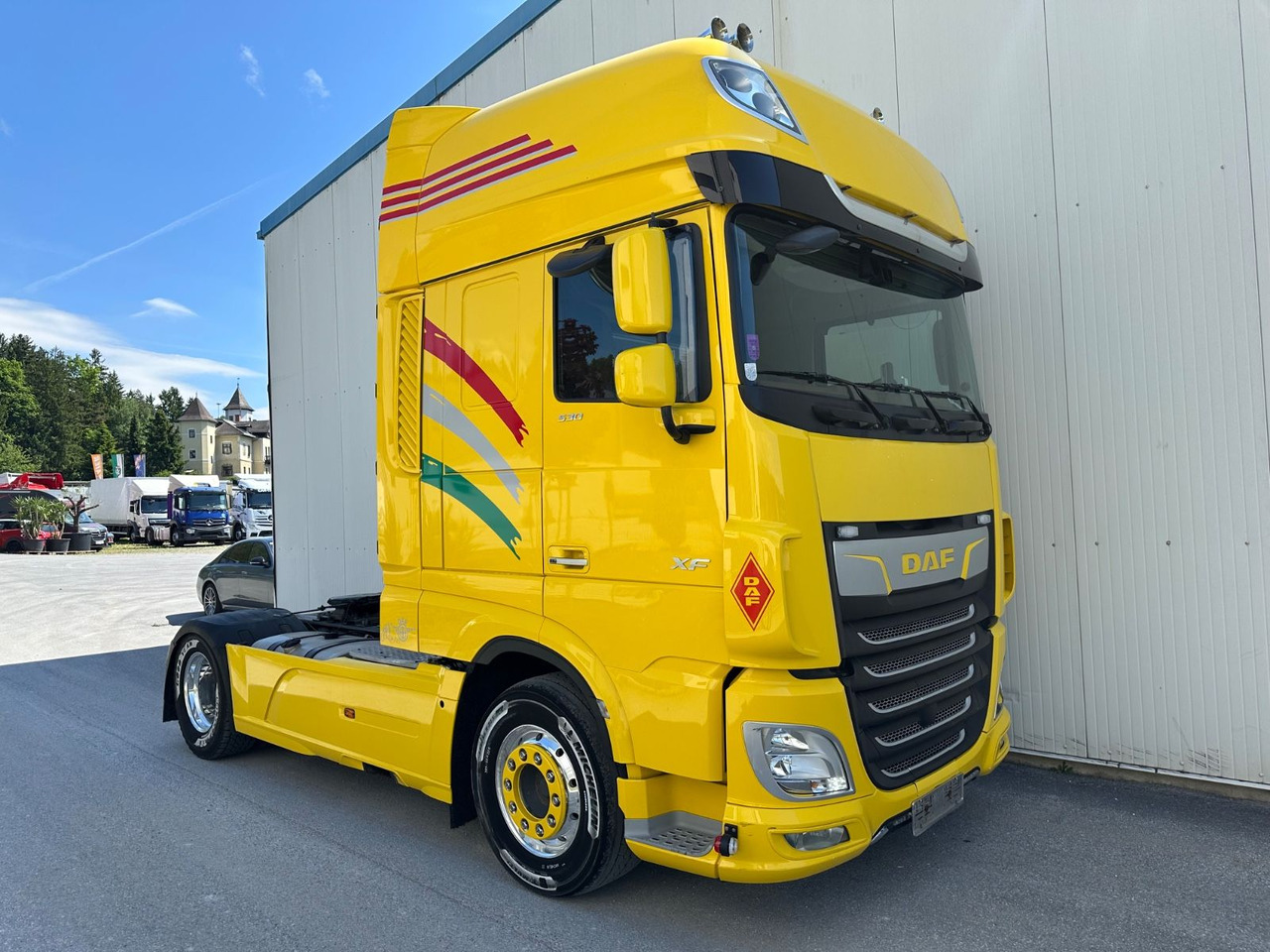 DAF XF 530 SSC Standklima Leder ALU Vollluft - Tracteur routier: photos 2 DAF XF 530 SSC Standklima Leder ALU Vollluft - Tracteur routier: photos 2