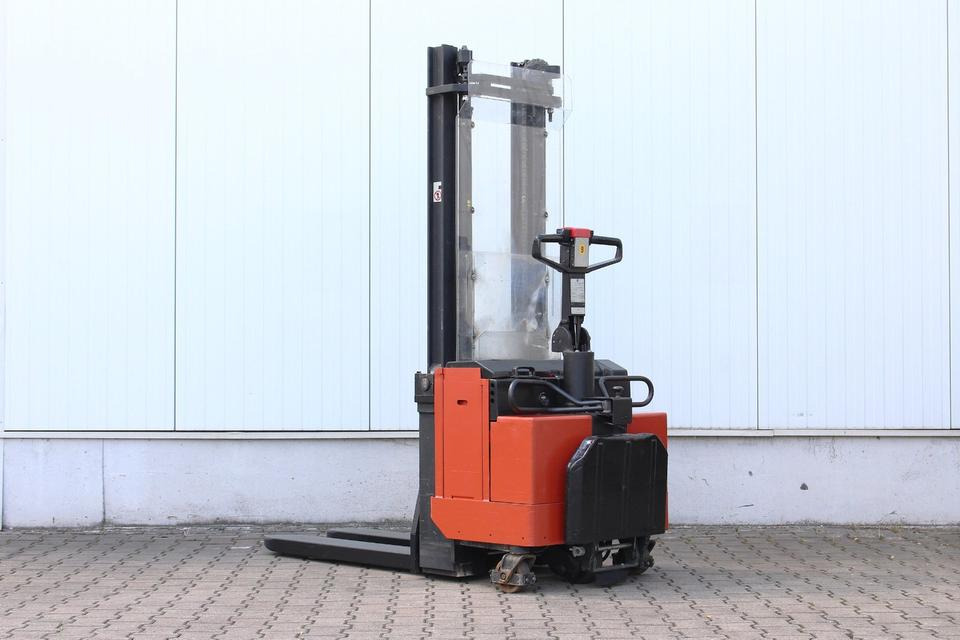 BT LSV1250 - 3400mm - Gerbeur: photos 1 BT LSV1250 - 3400mm - Gerbeur: photos 1