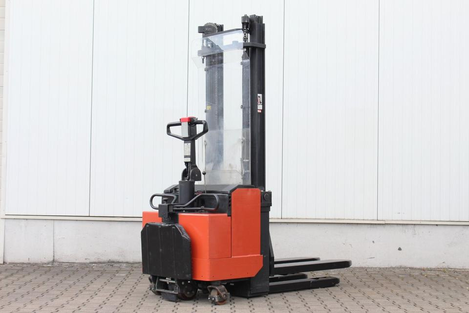 BT LSV1250 - 3400mm - Gerbeur: photos 3 BT LSV1250 - 3400mm - Gerbeur: photos 3