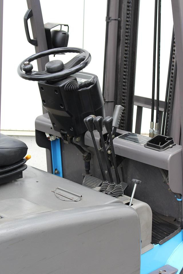 Chariot élévateur électrique HANSELIFTER JS315 - NEW Batterie: photos 19 Chariot élévateur électrique HANSELIFTER JS315 - NEW Batterie: photos 19