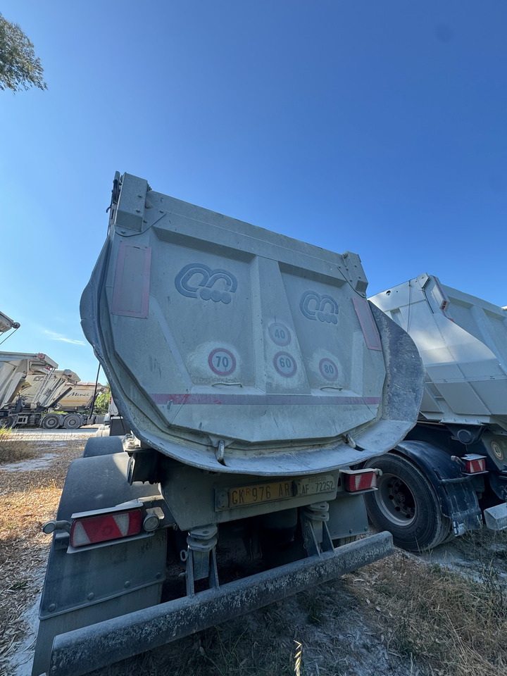 MENCI Semirimorchio Ribaltabile Mezzo d'opera - Semi-remorque benne: photos 2 MENCI Semirimorchio Ribaltabile Mezzo d'opera - Semi-remorque benne: photos 2