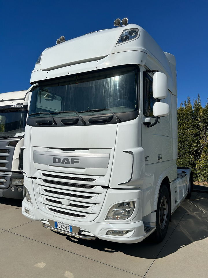 DAF XF 510 FT - Tracteur routier: photos 1 DAF XF 510 FT - Tracteur routier: photos 1