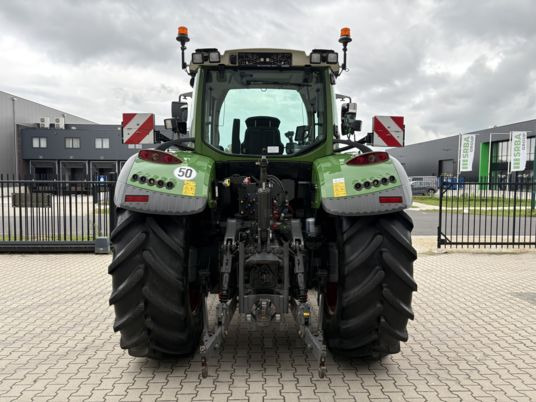 Fendt 720 VARIO S4 POWER - Tracteur agricole: photos 4 Fendt 720 VARIO S4 POWER - Tracteur agricole: photos 4