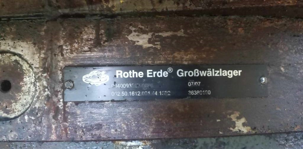 New Holland E 485 wieniec obrotu - Frame/ Châssis pour Engins de chantier: photos 3 New Holland E 485 wieniec obrotu - Frame/ Châssis pour Engins de chantier: photos 3