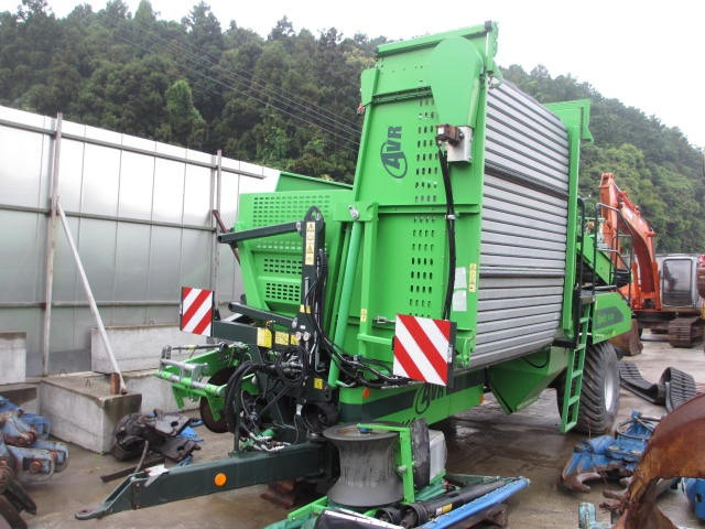 AVR SPIRIT6100 - Arracheuse de pommes de terre: photos 5 AVR SPIRIT6100 - Arracheuse de pommes de terre: photos 5