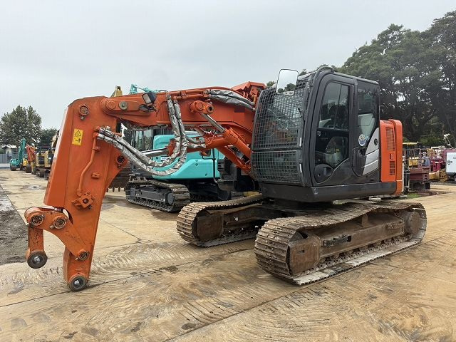 HITACHI ZX135USK-5B - Pelle sur chenille: photos 1 HITACHI ZX135USK-5B - Pelle sur chenille: photos 1