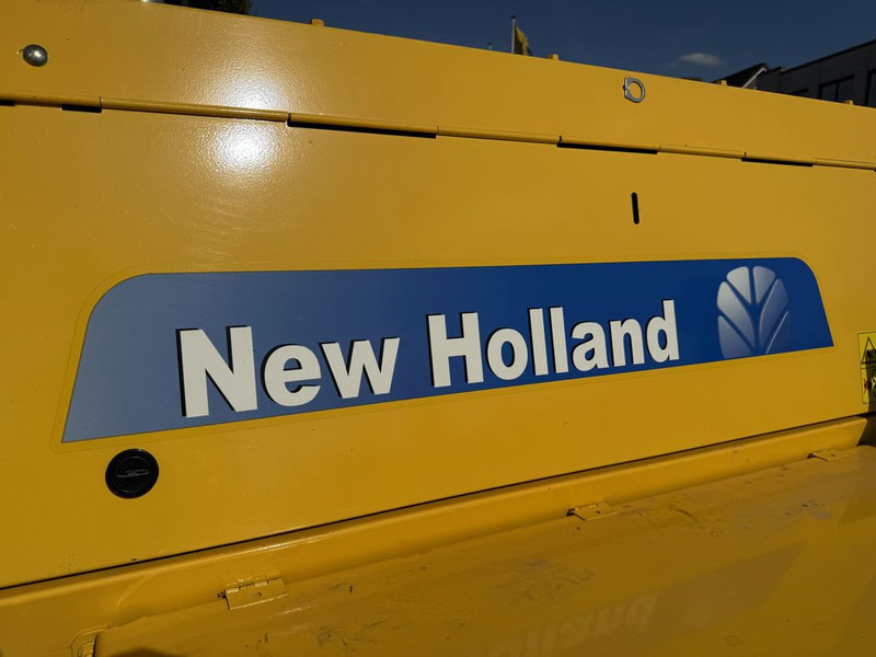 Presse à balles cubiques New Holland BC5060 Mini Balenpers: photos 10