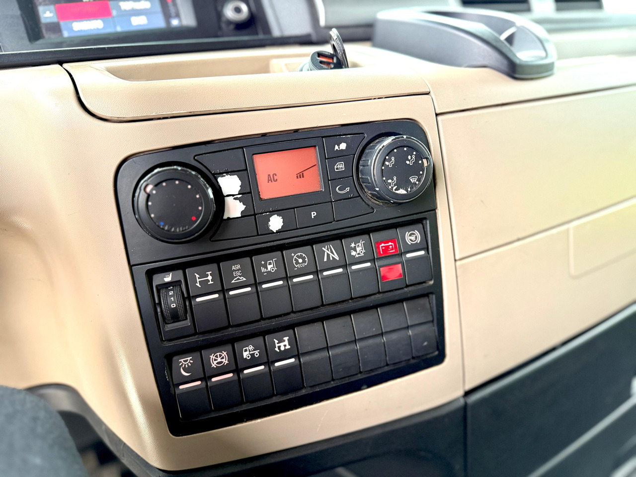 Tracteur routier MAN Tgx 18.460: photos 10