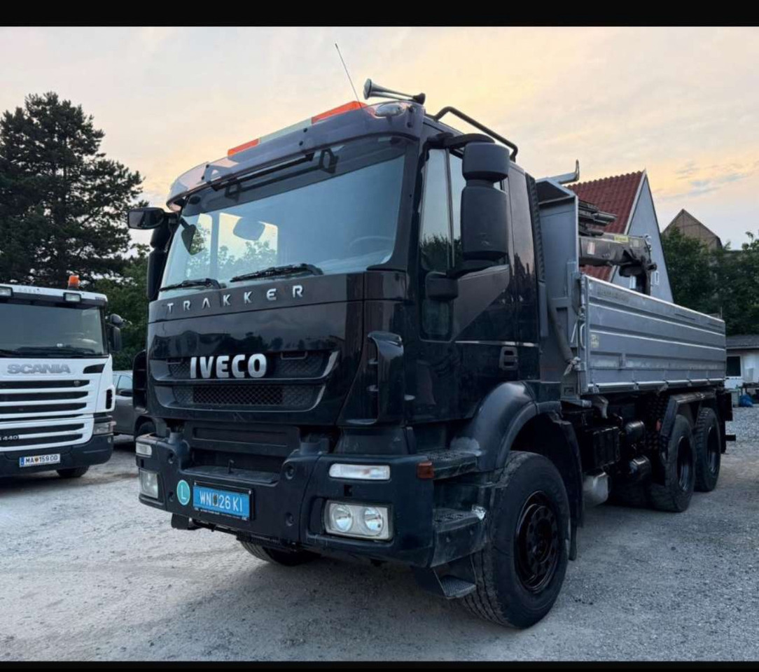 IVECO Trakker/ KPEC1/2A4 - Camion grue: photos 4 IVECO Trakker/ KPEC1/2A4 - Camion grue: photos 4