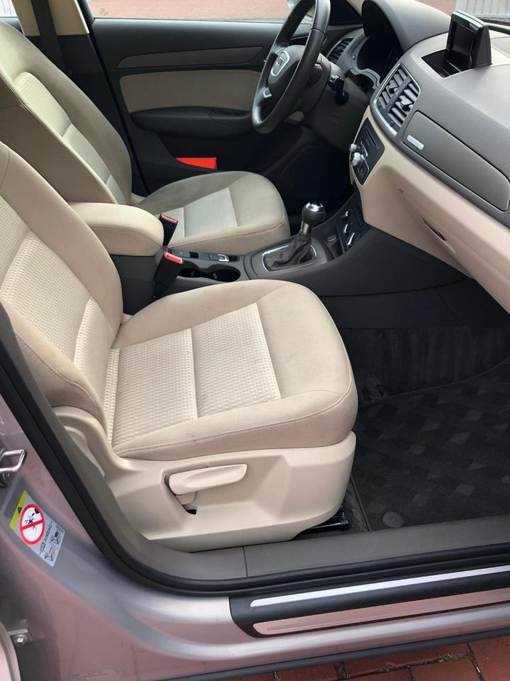 Audi Q3 TFSI + quattro + Autom. + ANK. + TÜV - Voiture: photos 4 Audi Q3 TFSI + quattro + Autom. + ANK. + TÜV - Voiture: photos 4