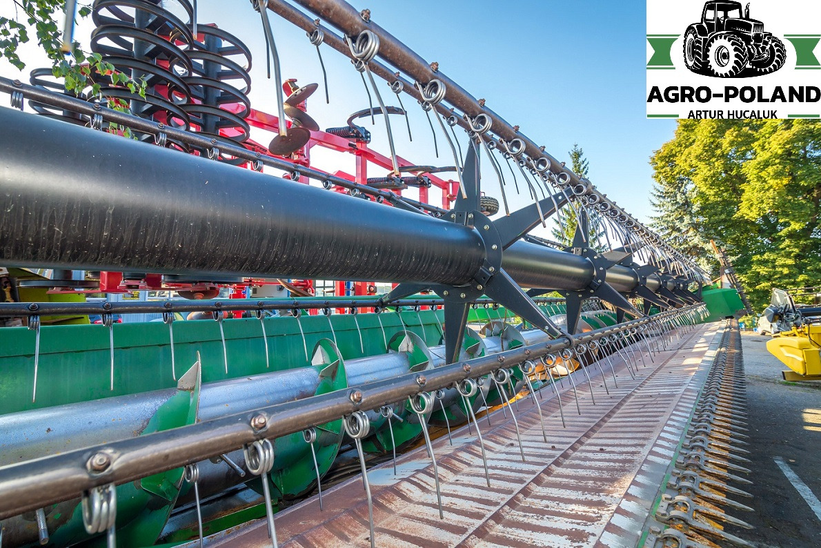 JOHN DEERE 635 R - 10,7 M - 2013 ROK - Moissoneuse: photos 5 JOHN DEERE 635 R - 10,7 M - 2013 ROK - Moissoneuse: photos 5