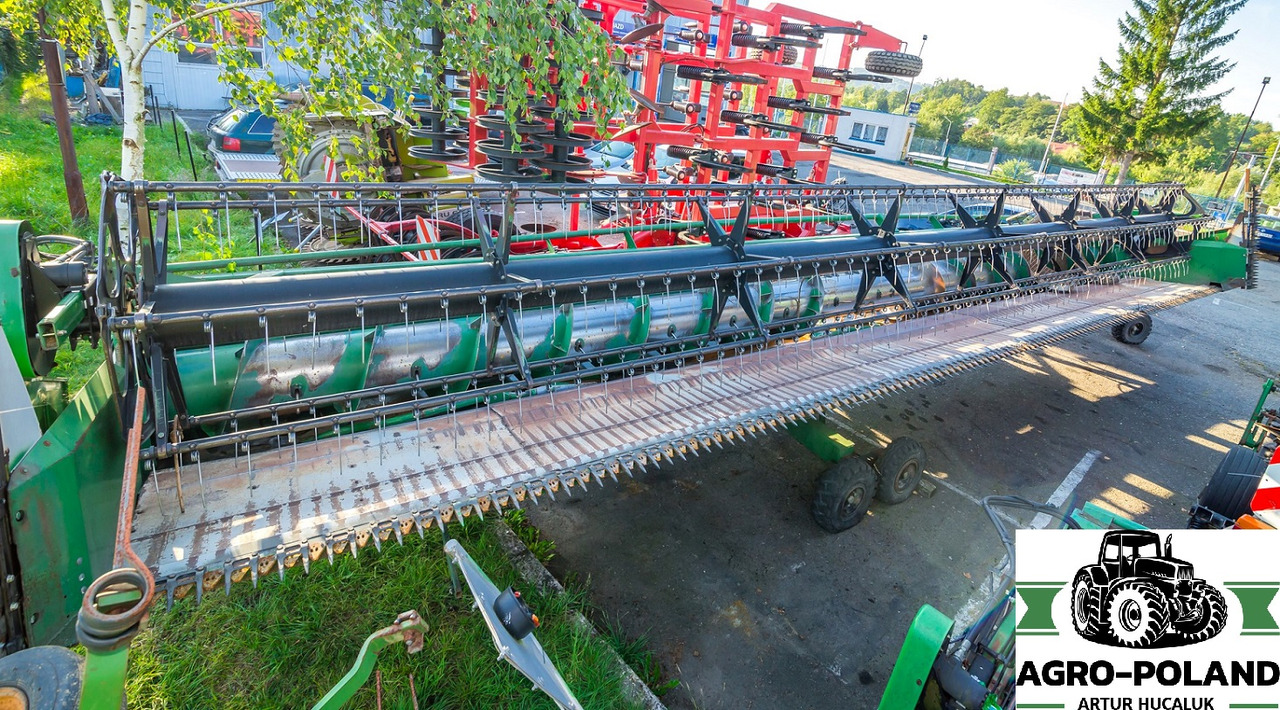 JOHN DEERE 635 R - 10,7 M - 2013 ROK - Moissoneuse: photos 4 JOHN DEERE 635 R - 10,7 M - 2013 ROK - Moissoneuse: photos 4