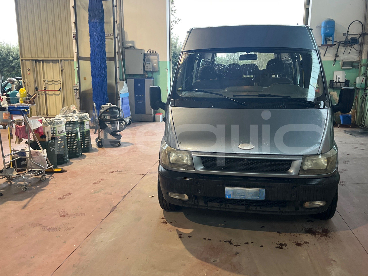 Ford Transit - Bus interurbain: photos 2 Ford Transit - Bus interurbain: photos 2