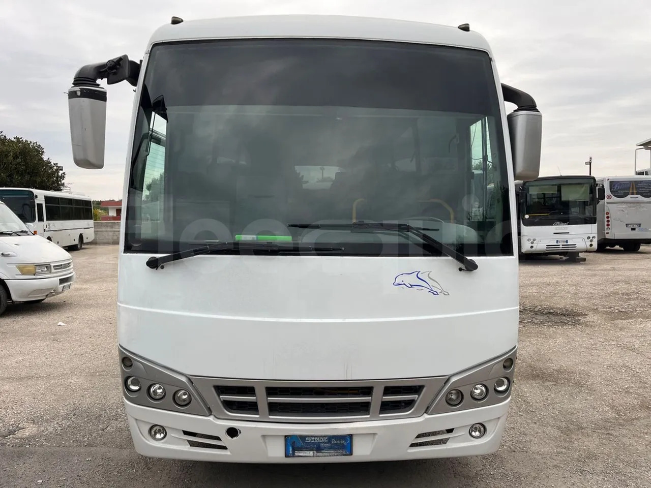 Isuzu Turquoise - Autocar: photos 2 Isuzu Turquoise - Autocar: photos 2