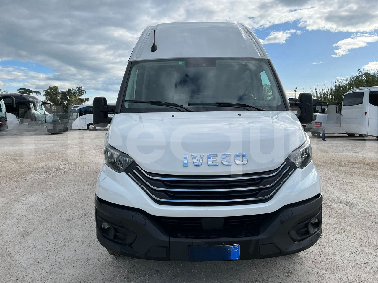 Iveco Daily - Minibus, Transport de personnes: photos 1 Iveco Daily - Minibus, Transport de personnes: photos 1