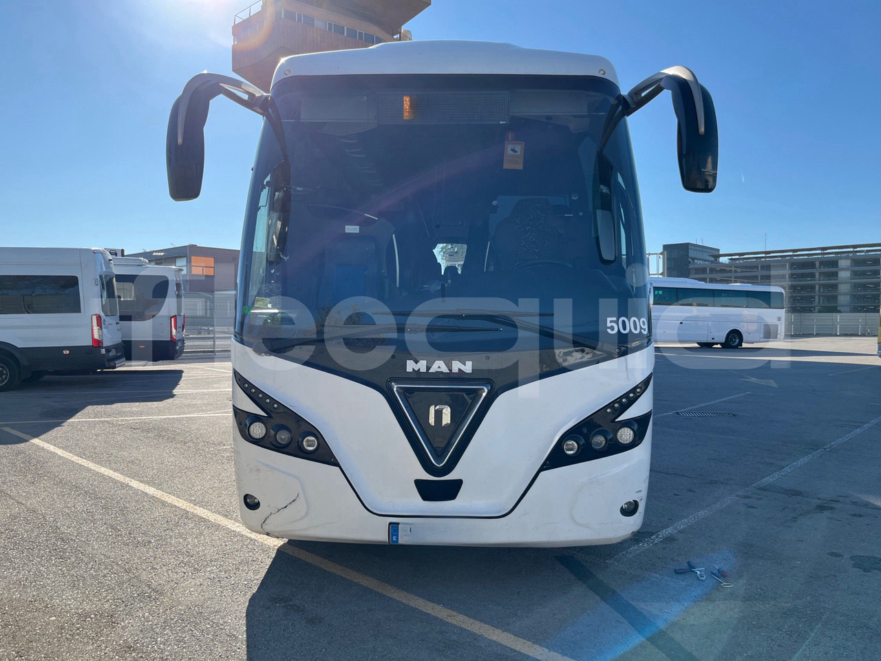 Man Noge - Autocar: photos 2 Man Noge - Autocar: photos 2