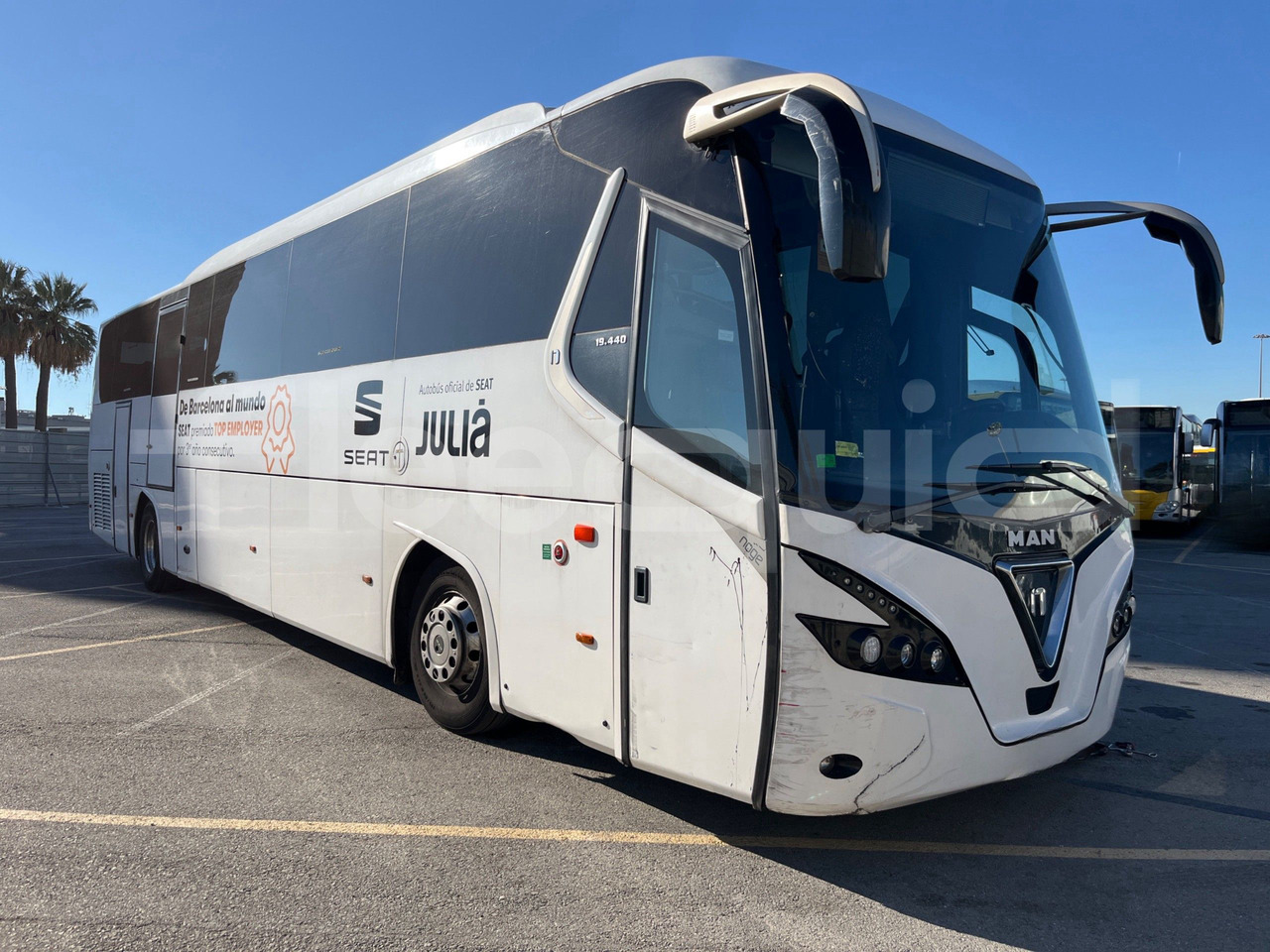 Man Noge - Autocar: photos 1 Man Noge - Autocar: photos 1