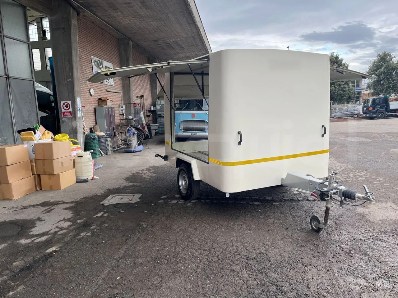 Pedretti M1500 - Autocar: photos 1 Pedretti M1500 - Autocar: photos 1