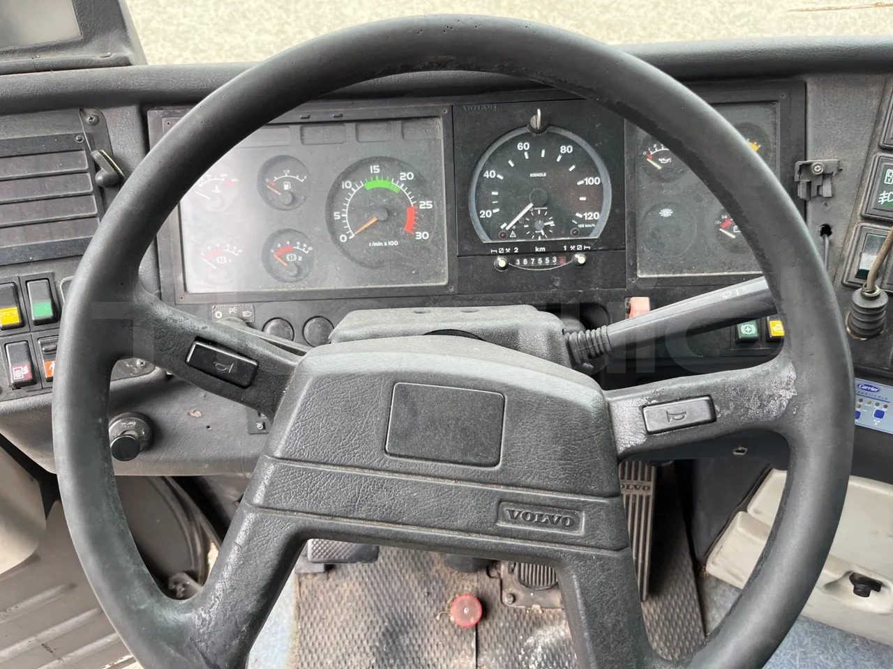 Volvo B12 - Autocar: photos 3 Volvo B12 - Autocar: photos 3