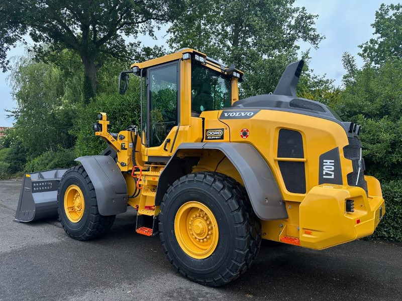 Volvo L 70 H2 - Chargeuse sur pneus: photos 1 Volvo L 70 H2 - Chargeuse sur pneus: photos 1