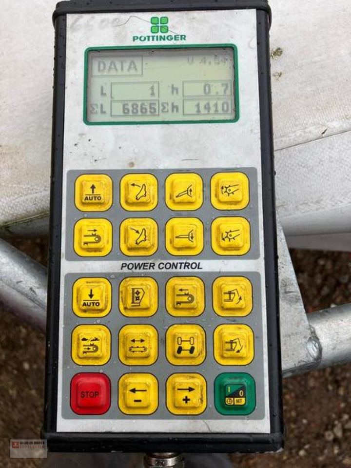 Pöttinger JUMBO 6600 L POWERMATIC - Autochargeuse: photos 1 Pöttinger JUMBO 6600 L POWERMATIC - Autochargeuse: photos 1