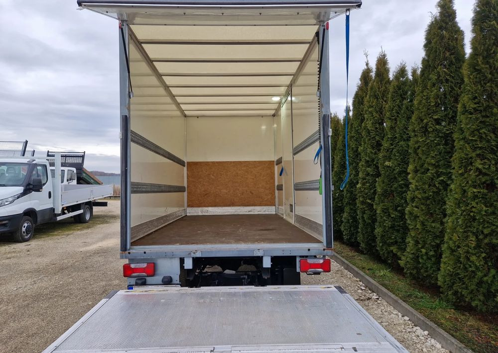 Iveco 35C14 35C13 - Fourgon grand volume: photos 5 Iveco 35C14 35C13 - Fourgon grand volume: photos 5