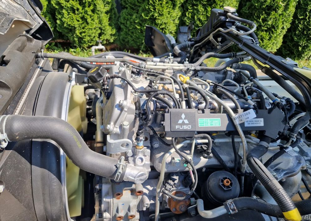 Utilitaire benne Mitsubishi CANTER 3C13 IVECO 3.0 EURO 5: photos 20 Utilitaire benne Mitsubishi CANTER 3C13 IVECO 3.0 EURO 5: photos 20