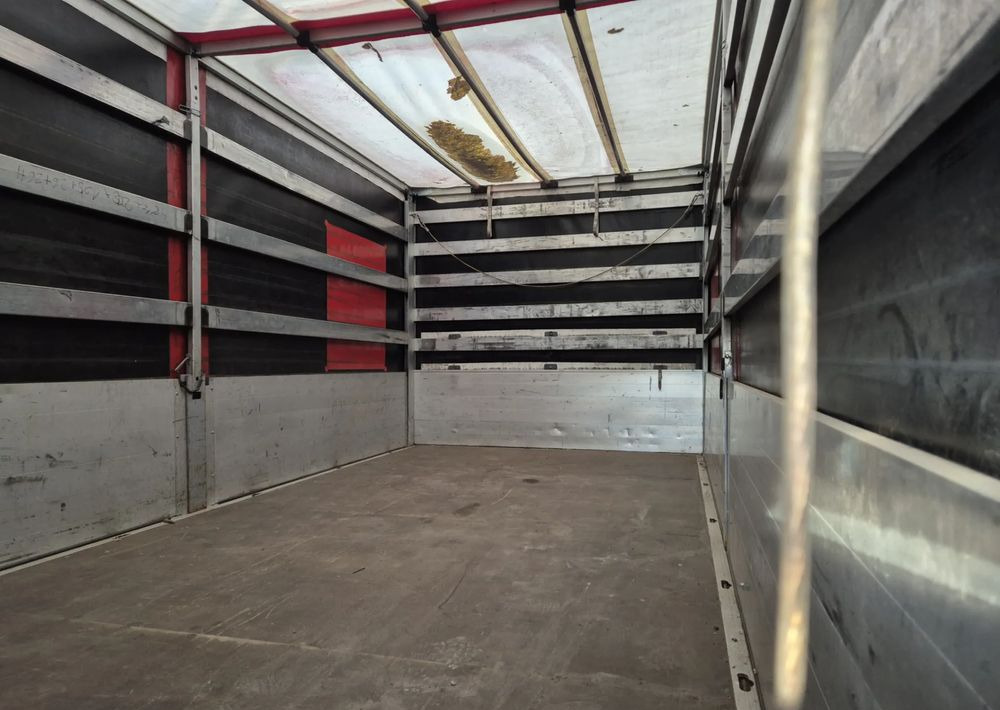 Nissan ATLEON 3.0 150KM - Camion à rideaux coulissants: photos 5 Nissan ATLEON 3.0 150KM - Camion à rideaux coulissants: photos 5