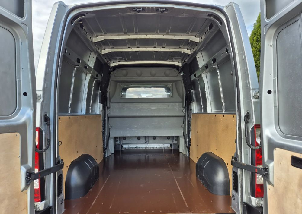 Opel Movano 2.3 - Utilitaire double cabine: photos 4 Opel Movano 2.3 - Utilitaire double cabine: photos 4