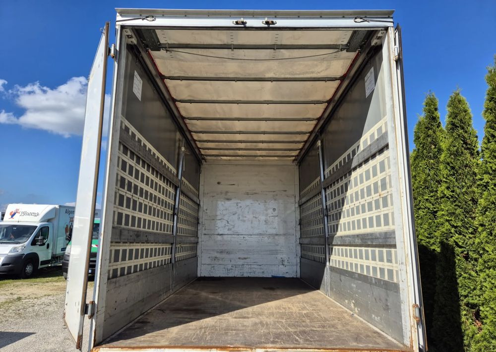 Renault D Gama 3.0Dxi 150KM Iveco  Plandeka - Utilitaire plateau: photos 4 Renault D Gama 3.0Dxi 150KM Iveco  Plandeka - Utilitaire plateau: photos 4