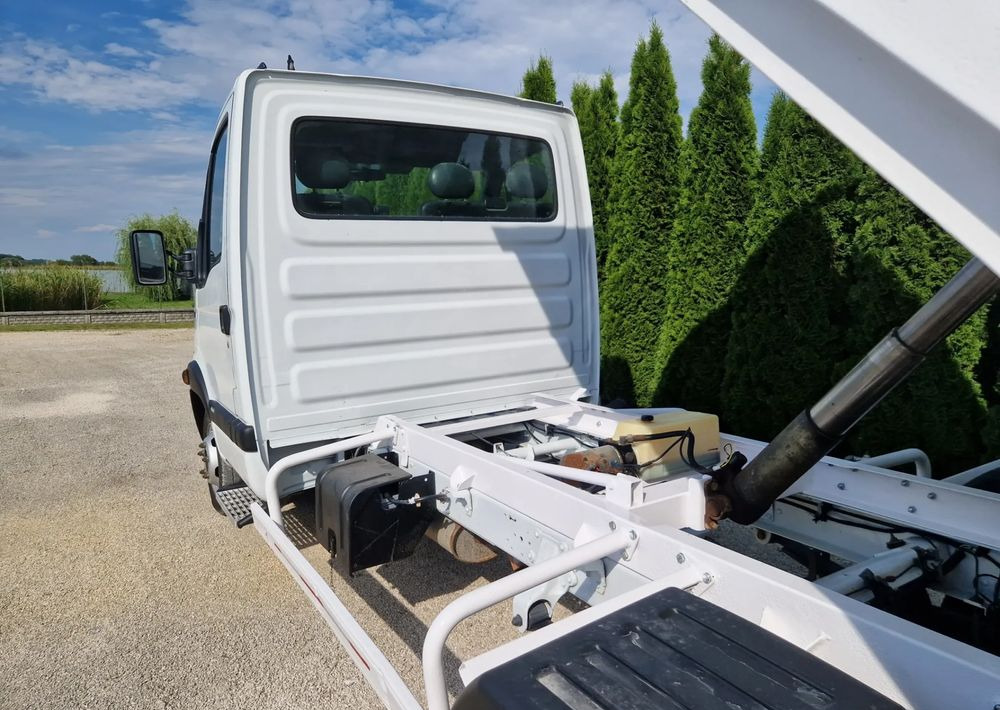 Renault Mascott 3.0 DXI - Utilitaire benne: photos 5 Renault Mascott 3.0 DXI - Utilitaire benne: photos 5