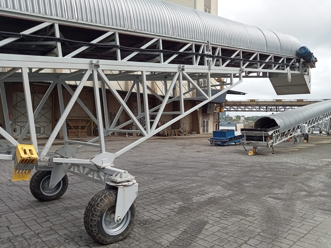 - Bande transporteuse: photos 2 - Bande transporteuse: photos 2