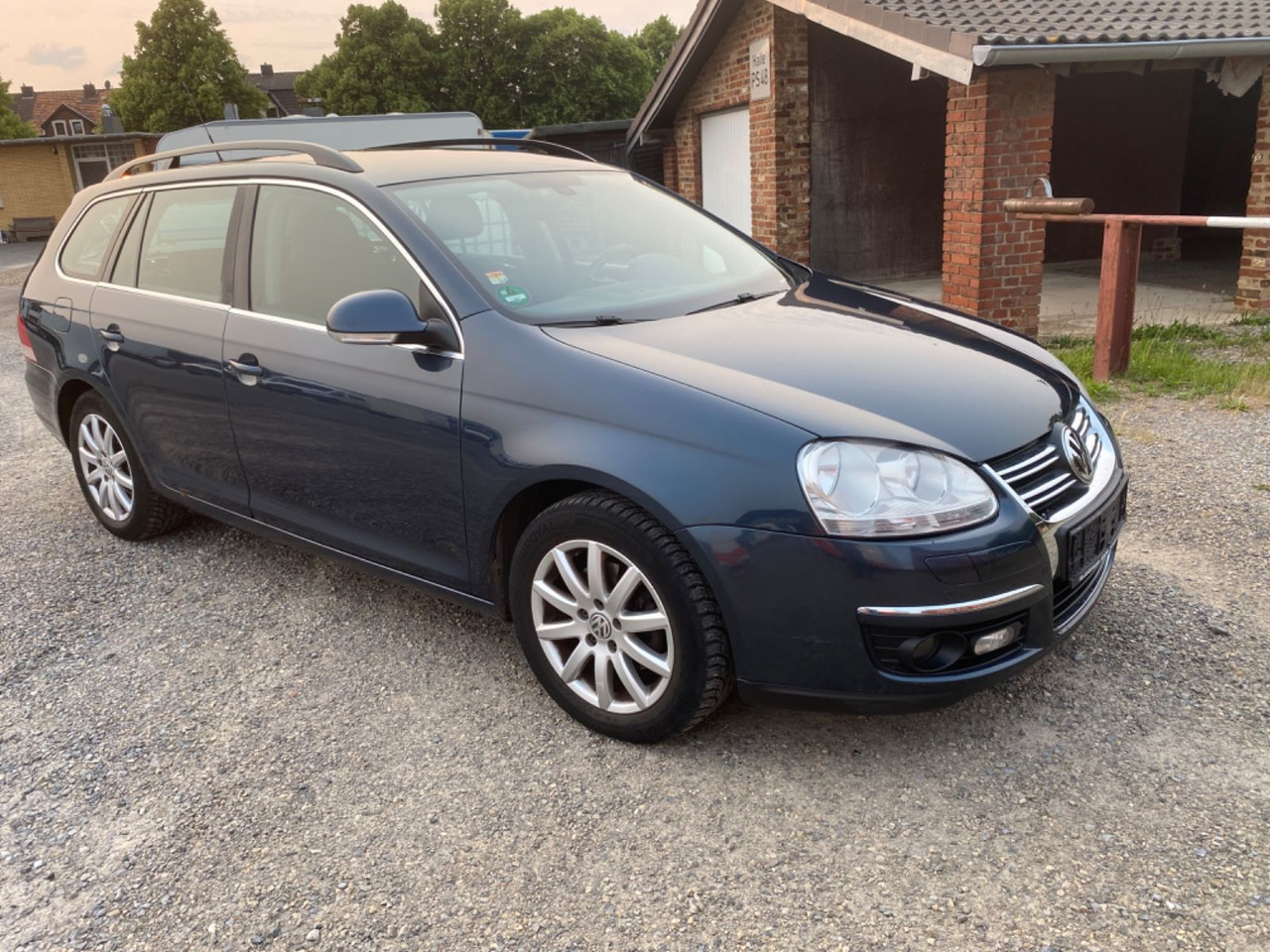 Volkswagen Golf V Variant Comfortline - Voiture: photos 2 Volkswagen Golf V Variant Comfortline - Voiture: photos 2