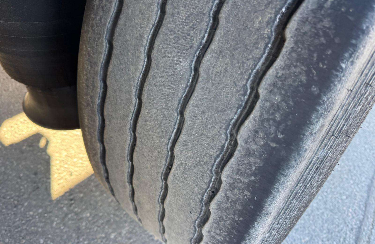 Krone Standart - Semi-remorque fourgon: photos 4 Krone Standart - Semi-remorque fourgon: photos 4