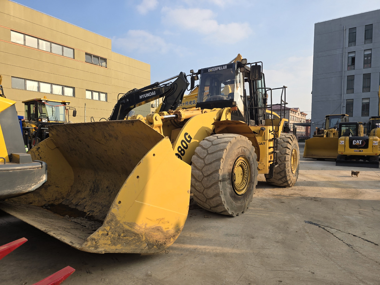 CATERPILLAR 980G - Chargeuse sur pneus: photos 1 CATERPILLAR 980G - Chargeuse sur pneus: photos 1