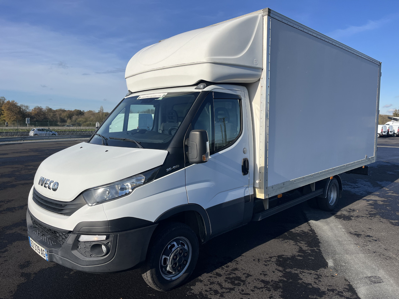 IVECO DAILY - Fourgon grand volume: photos 2 IVECO DAILY - Fourgon grand volume: photos 2