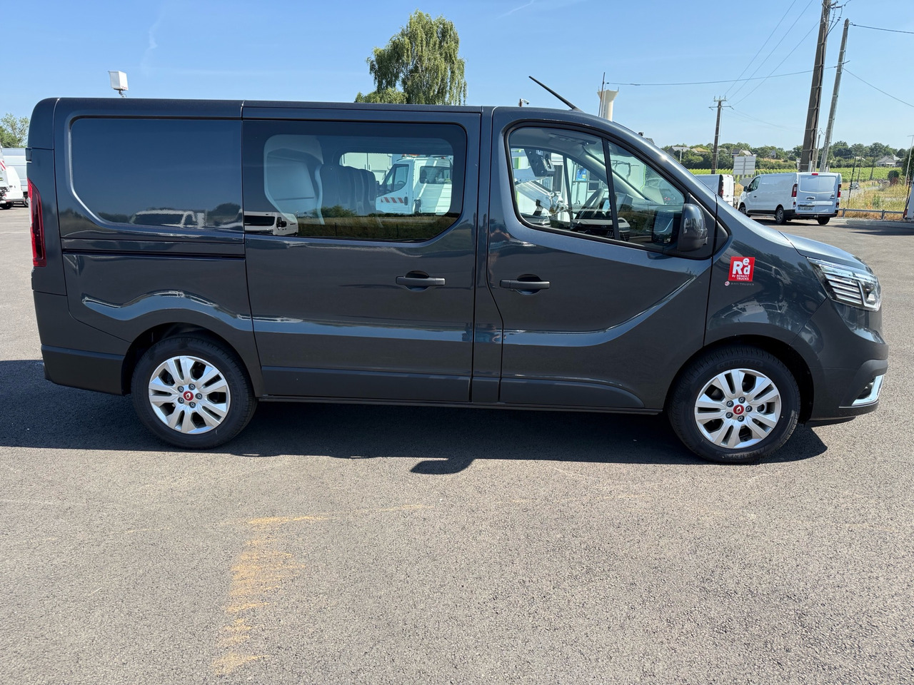 RENAULT Trafic - Fourgon utilitaire: photos 4 RENAULT Trafic - Fourgon utilitaire: photos 4