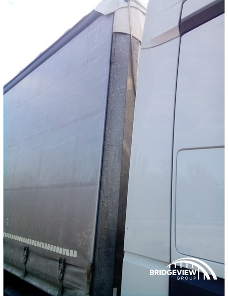 Schmitz Cargobull SCB*S3T - Remorque rideaux coulissants: photos 2 Schmitz Cargobull SCB*S3T - Remorque rideaux coulissants: photos 2