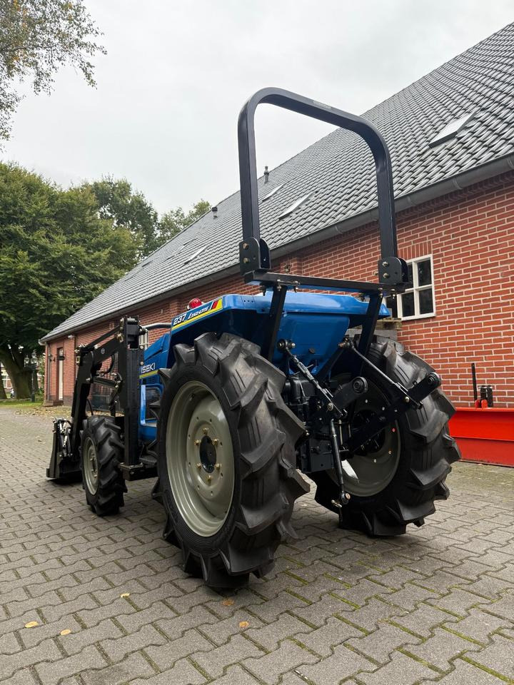 Kleintraktor Iseki TU237 mit Frontlader ab 149 € pro Monat. - Micro tracteur: photos 3 Kleintraktor Iseki TU237 mit Frontlader ab 149 € pro Monat. - Micro tracteur: photos 3