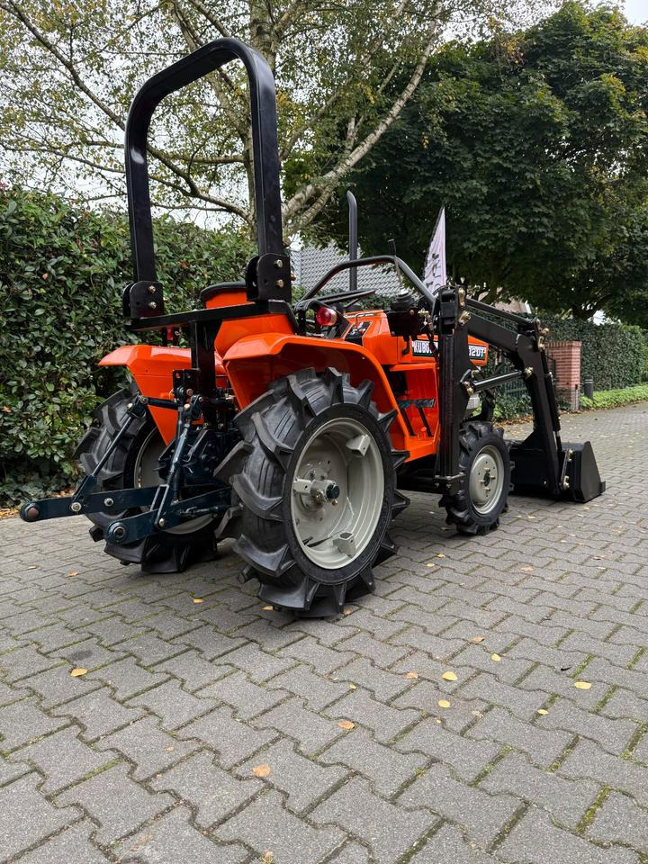 Kleintraktor Kubota B1502DT mit Frontlader ab 125 € pro Monat. - Micro tracteur: photos 5 Kleintraktor Kubota B1502DT mit Frontlader ab 125 € pro Monat. - Micro tracteur: photos 5