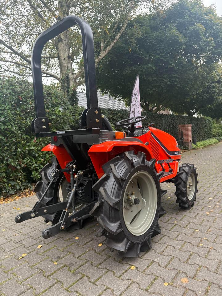Kleintraktor Kubota B52 ab 49 € pro Monat. - Micro tracteur: photos 3 Kleintraktor Kubota B52 ab 49 € pro Monat. - Micro tracteur: photos 3