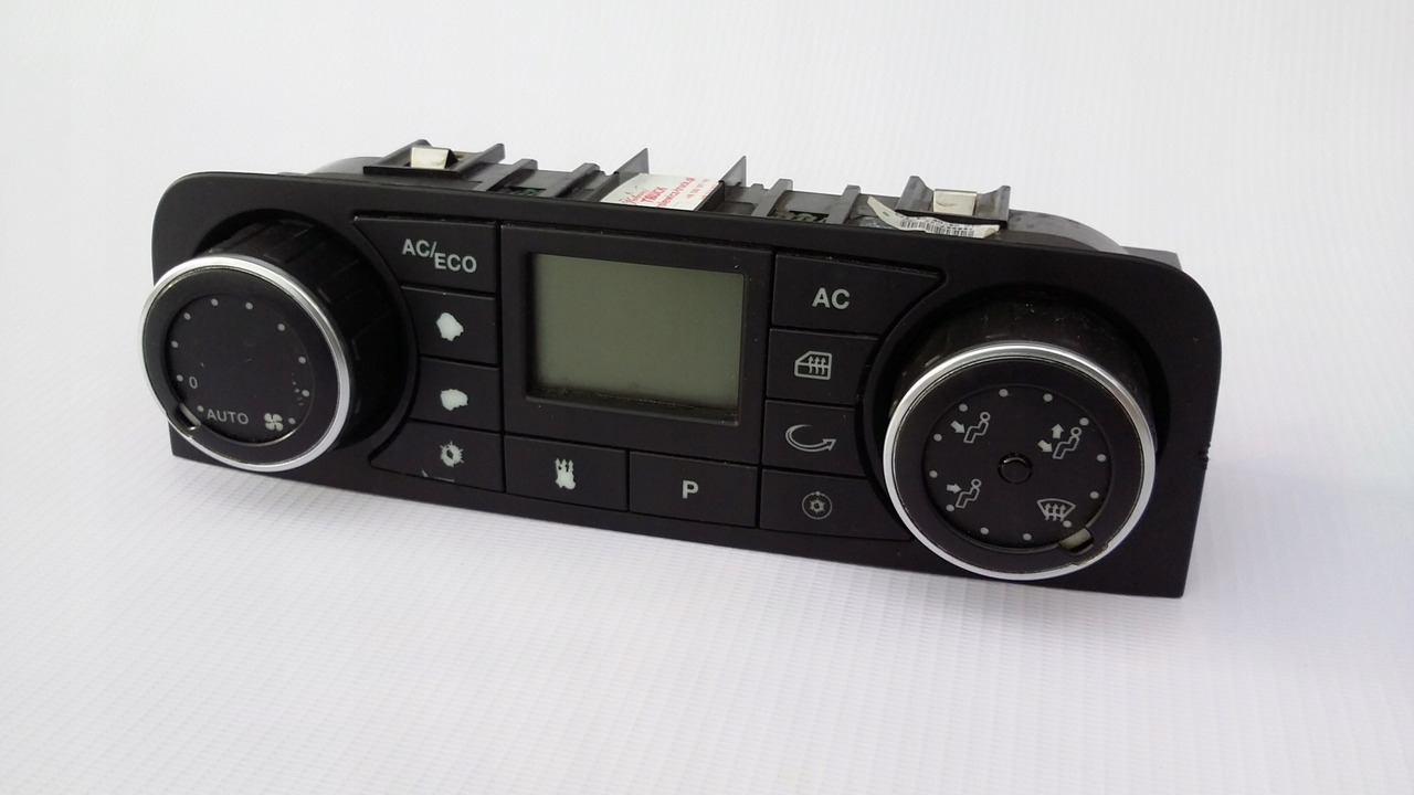 PANEL STEROWNIK KLIMATYZACJI MAN TGX TGS NR 969 - Panel de instrumentos pour Camion: photos 1 PANEL STEROWNIK KLIMATYZACJI MAN TGX TGS NR 969 - Panel de instrumentos pour Camion: photos 1