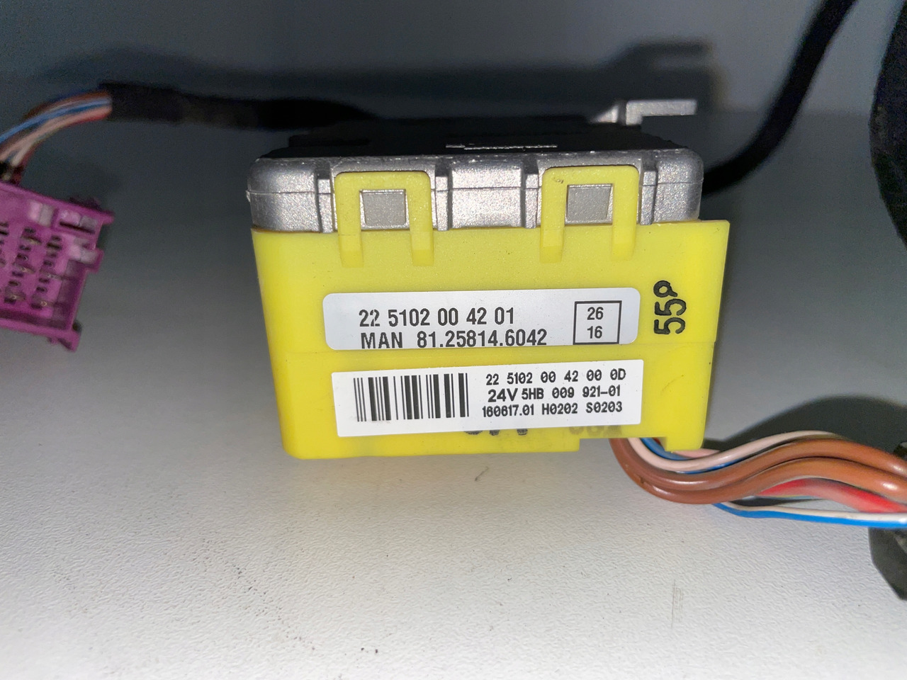 STEROWNIK WEBASTA MAN TGX TGS 81258146042 - Bloc de gestion pour Camion: photos 2 STEROWNIK WEBASTA MAN TGX TGS 81258146042 - Bloc de gestion pour Camion: photos 2