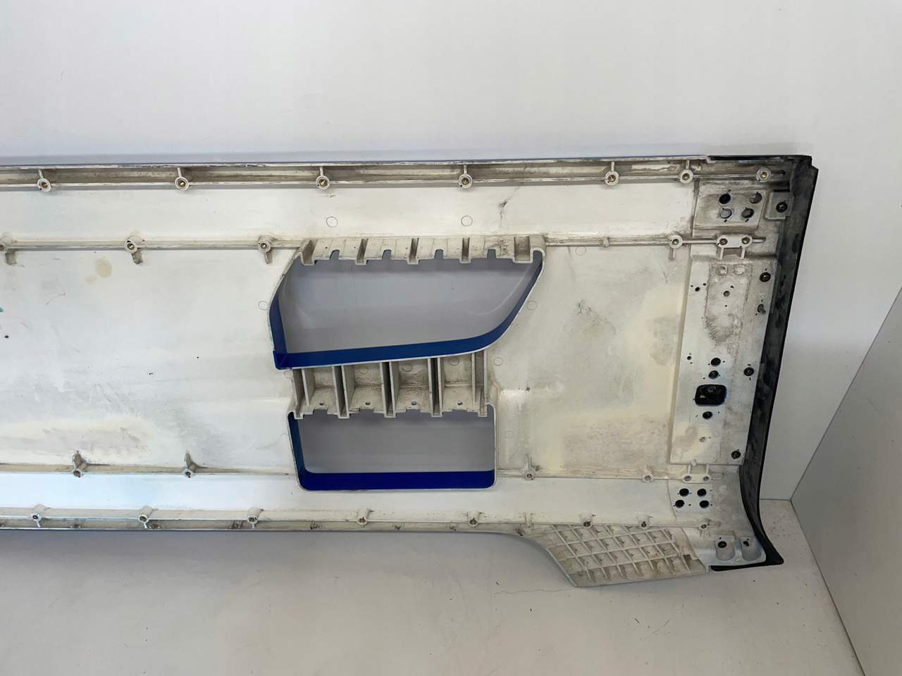 ZABUDOWA MIĘDZYOSIOWA SPOILER FORD F-MAX F MAX - Aérodynamique/ Spoilers pour Camion: photos 5 ZABUDOWA MIĘDZYOSIOWA SPOILER FORD F-MAX F MAX - Aérodynamique/ Spoilers pour Camion: photos 5