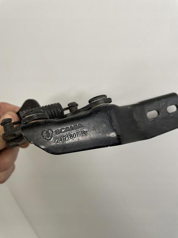 ZAWIAS MASKI SCANIA S NOWY MODEL R - Portière et pièces pour Camion: photos 3 ZAWIAS MASKI SCANIA S NOWY MODEL R - Portière et pièces pour Camion: photos 3